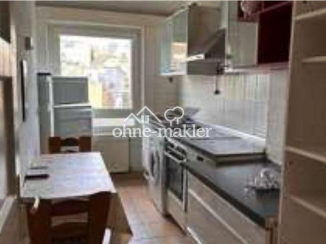 Exklusive 3 Zimmer DG Wohnung mit Einbauküche in Wiesbaden