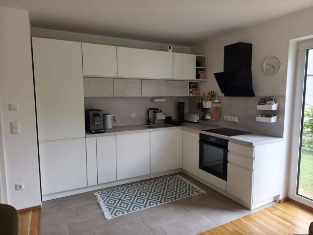 Exklusive 3 Zimmer Erdgeschosswohnung mit Garten