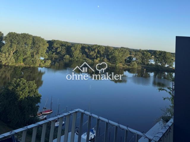 Exklusive 3 Zimmer Penthouse Wohnung direkt an der Elbe in Geesthacht