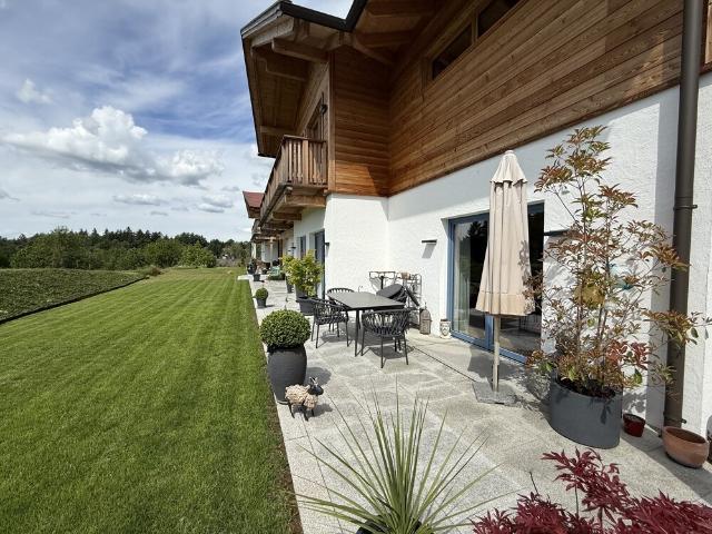 Exklusive 3 Zimmer Wohnung in Haselbach