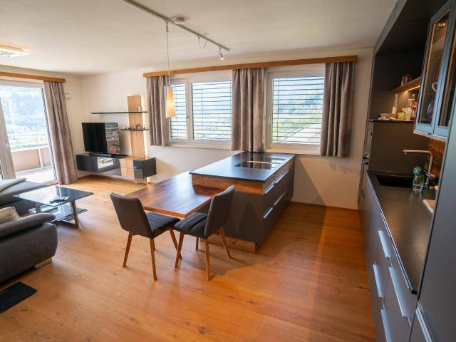 EXKLUSIVE 3 ZIMMER WOHNUNG IN HINTER REINBACH