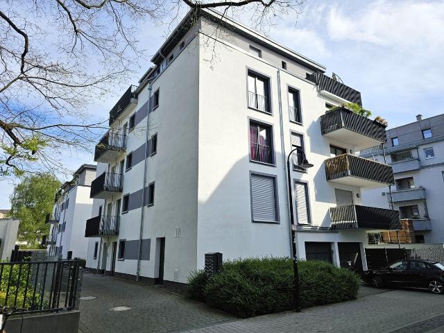 Exklusive 3 Zimmer Wohnung mit Aufzug, Fußbodenheizung & Top Lage in der Gießener Innenstadt