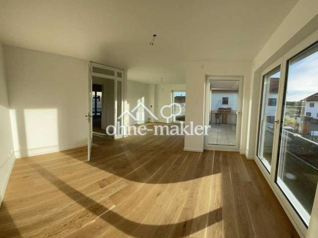 Exklusive 3 Zimmer Wohnung mit Balkon und Einbauküche in Bestlage