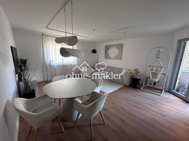 Exklusive 3 Zimmer Wohnung mit Balkon, Wallbox und Mieterstrom im Ortskern von Weilbach