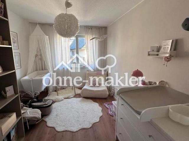 Exklusive 3 Zimmer Wohnung mit Balkon, Wallbox und Mieterstrom im Ortskern von Weilbach