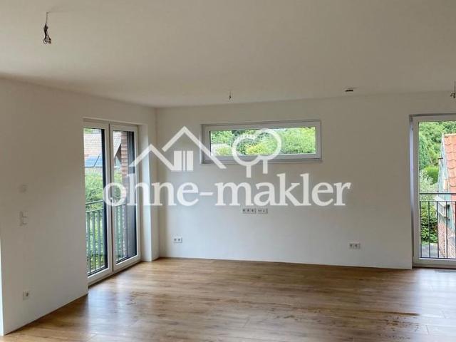 Exklusive 3 Raum Neubau Maisonette Wohnung in geh. Ausstattung mit EBK, Balkon und Waldblick