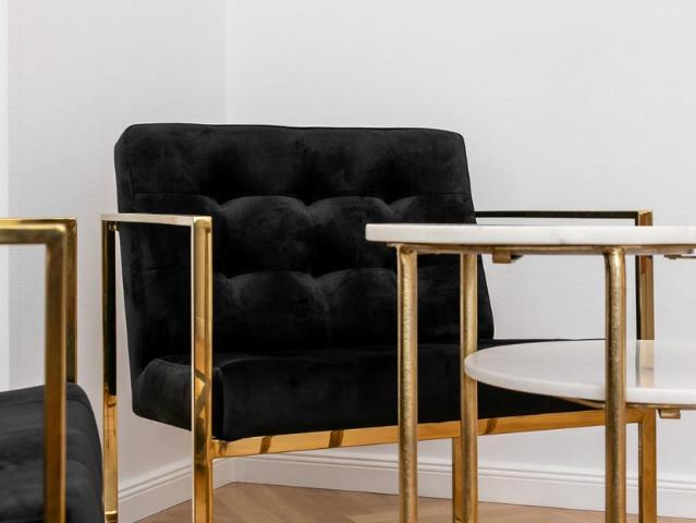 Exklusive 1 Zimmerwohnung im sanierten Altbau Charlottenburg Schloßstraße