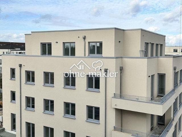 Exklusive 1 Zimmer Wohnung mit Balkon, Aufzug und Tiefgaragenstellplatz