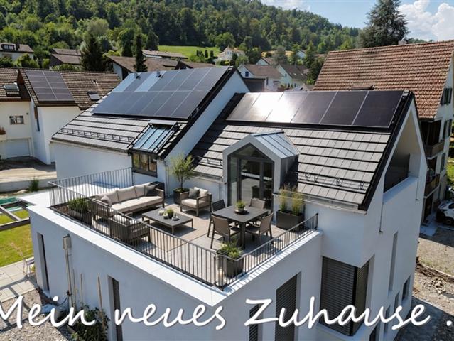Exklusive 2.5 Zimmer Dachattika mit Galerie und grosser Dachterrasse
