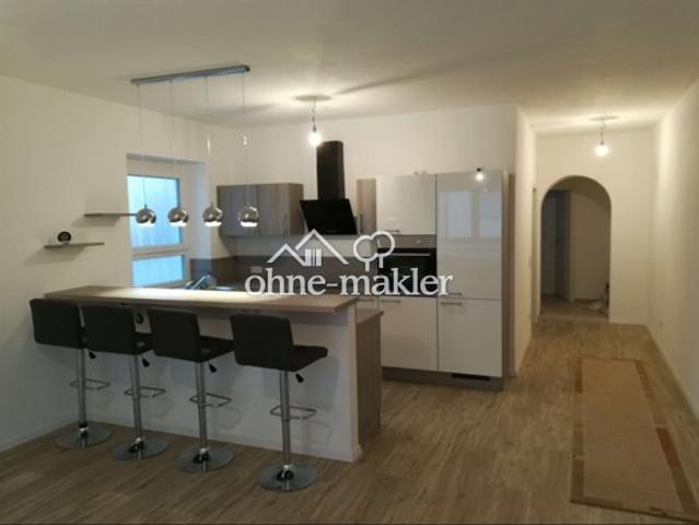 Exklusive 2,5 Zimmer EG Wohnung mit Inselküche