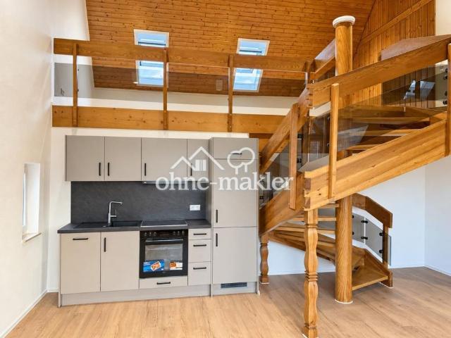 Exklusive 2,5 Zimmer Maisonette mit Aufzug, neuer Küche & Weitsicht – zentral in Weingarten