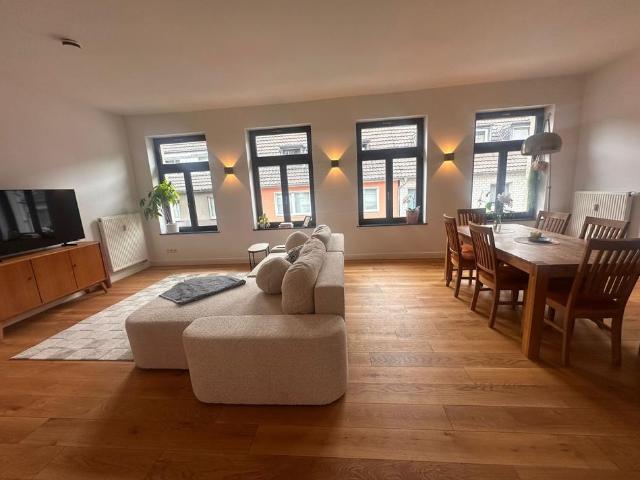 Exklusive 2 Zi. Wohnung mit Loftcharakter hochwertig ausgestattet