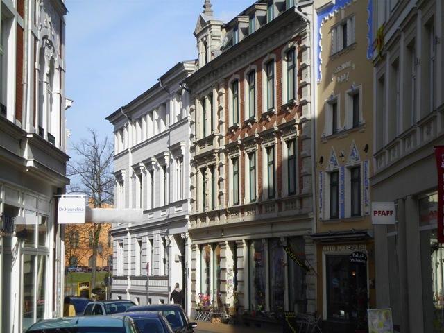 Exklusive 2 Zimmerwohnung nahe Schweriner Pfaffenteich zur Miete!