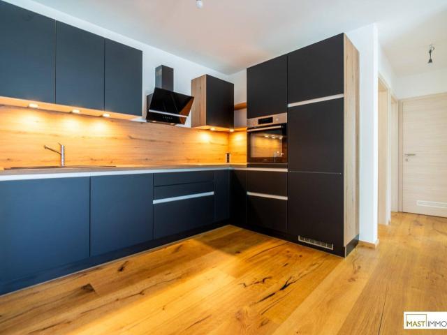 Exklusive 2 Zimmer Garten Wohnung gesucht? Inkl. hochwertiger Einbauküche / Garagenstellplatz optional verfügbar