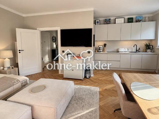 Exklusive 2 Zimmer Eigentumswohnung beim Olivaer Platz & Ku'damm zum direkten Losleben