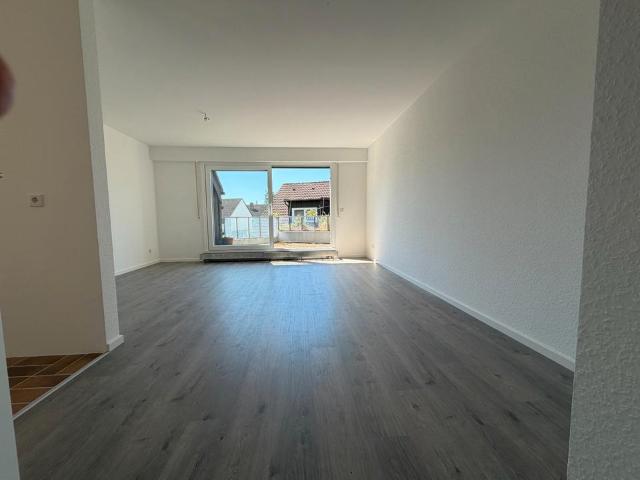 Exklusive 2 ZImmer ETW mit Terrasse und Garage in ruhiger Wohnla