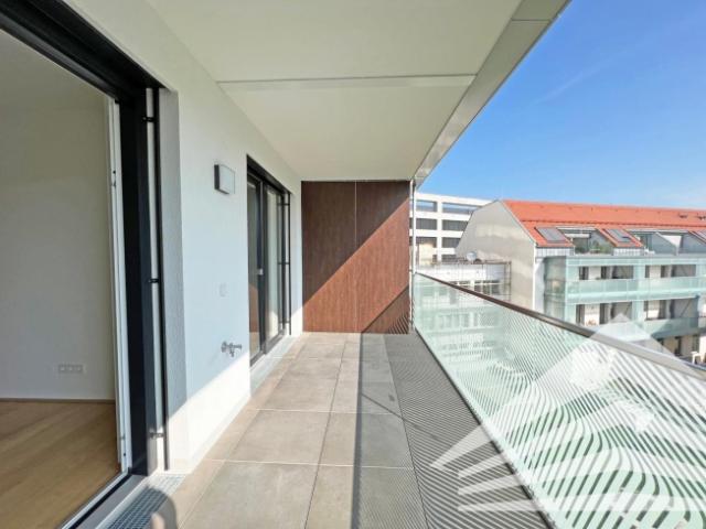 Exklusive 2 Zimmer Neubauwohnung mit Küche & großer Loggia in bester Innenstadtlage