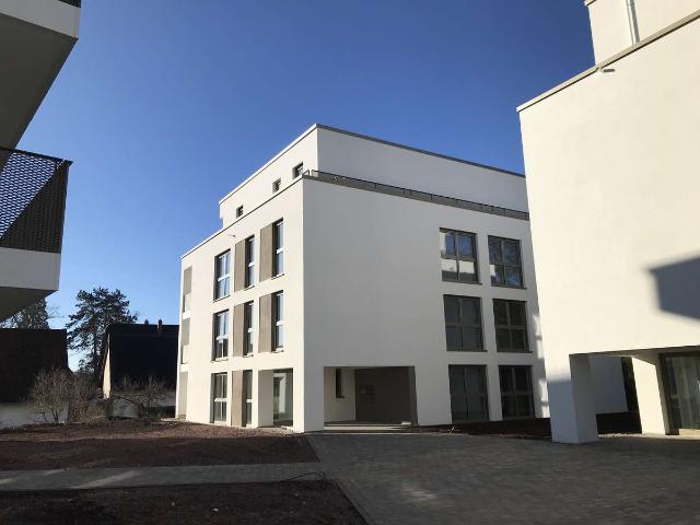 Exklusive 2 Zimmer Penthousewohnung mit Dachterrasse und Einbauküche in Lahr