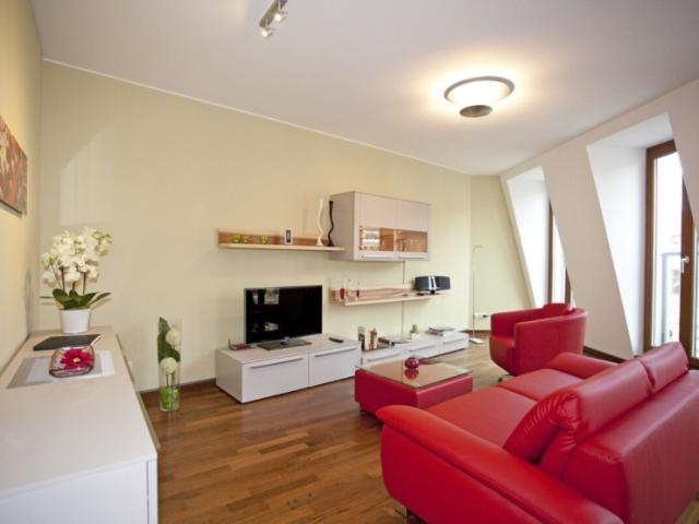 Exklusive 2 Zimmer Wohnung zur Langzeitmiete in der Dresdner Altstadt