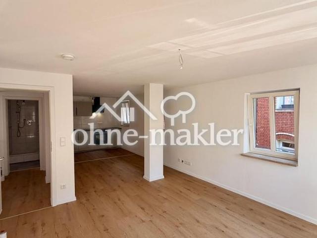 Exklusive 2 Zimmer Wohnung, Erstbezug nach Sanierung mit Küche und Geräten