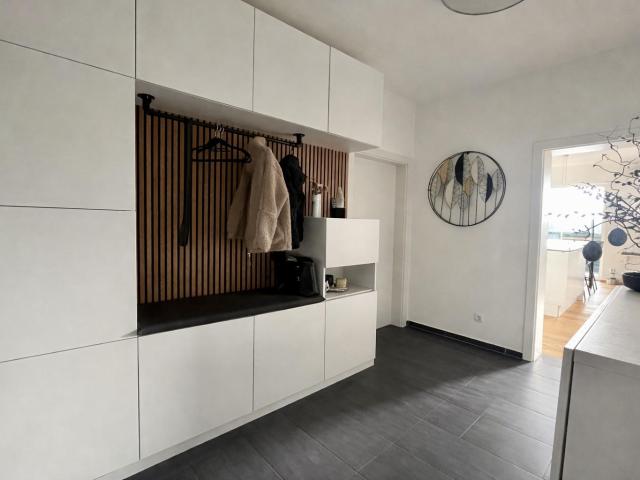 Exklusive 2 Zimmer Wohnung mit 85 m² Dachterrasse und Panoramablick