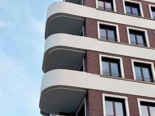 Exklusive 2 Zimmer Wohnung, mit Balkon direkt zur Spree, EBK, Neubau, von privat