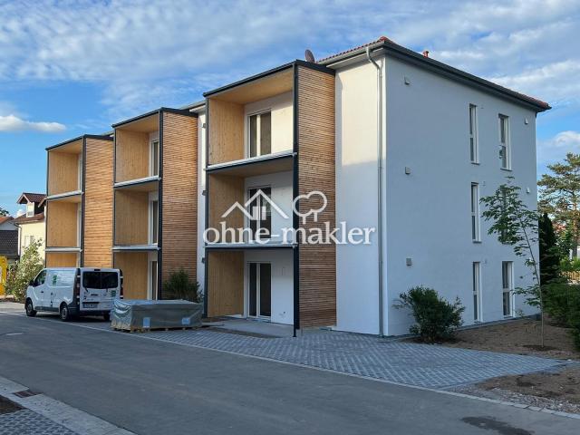 Exklusive 2 Zimmer Wohnung mit Balkon, EBK und gehobener Innenausstattung in Nittenau