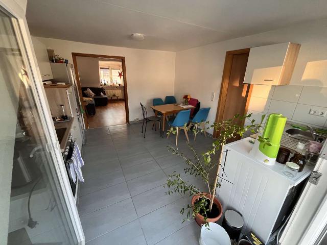 Exklusive 2 Zimmer Wohnung mit Balkon und Einbauküche in Stuttgart Bad Cannstatt