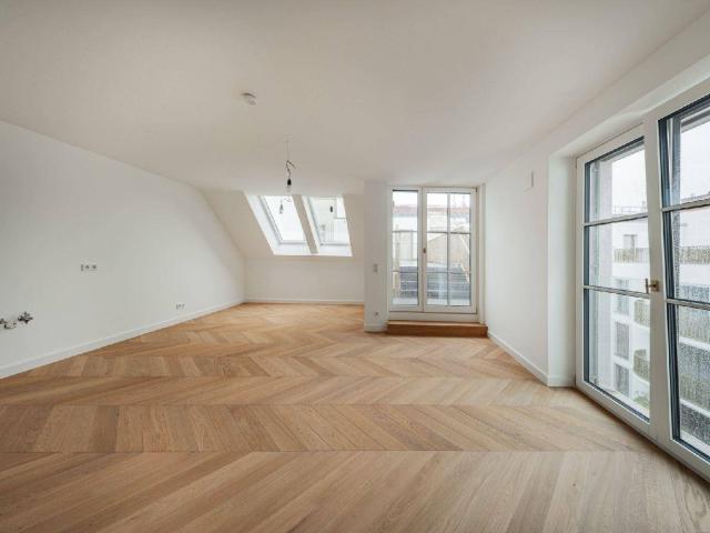 Exklusive 2 Zimmer Wohnung mit großzügiger Terrasse in zentraler Lage