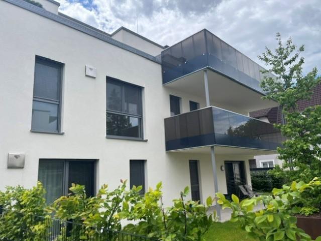 Exklusive 2 Zimmer Wohnung mit großer Terrasse!