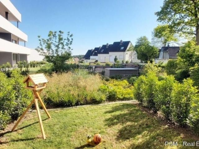 Exklusive 2 Zimmer Wohnung mit Terrasse, Garten und EBK in Bestlage von Hofheim Seniorenresidenz