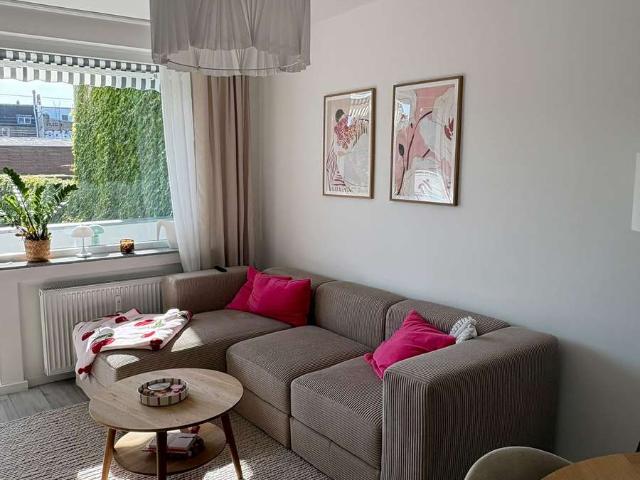 Exklusive 2 Raum Wohnung mit Balkon und Einbauküche in Düsseldorf