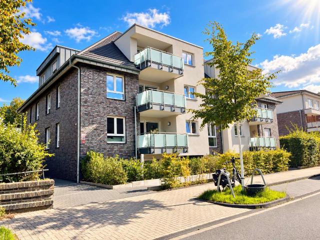 Exklusive 4,5 Zimmer Wohnung mit großem Balkon in Top Lage in Bottrop Mitte