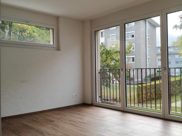 Exklusive 4.5 Zimmer Wohnung im Neubau an der Badenerstrasse in Dietikon