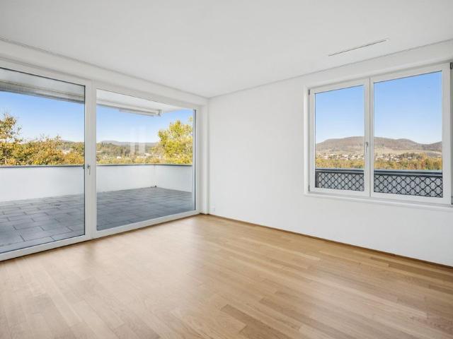 Exklusive 4.5 Zimmer Attikawohnung an Toplage in Aarau