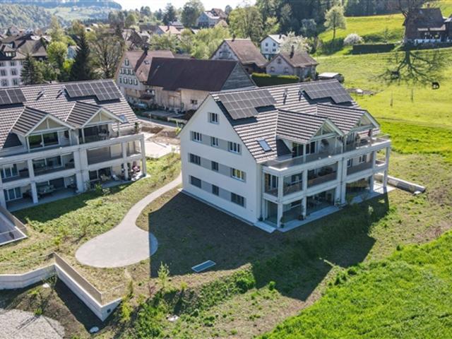 Exklusive 4.5 Zimmer Dachwohnung mit Galerie und grosszügiger Terrassenflächen