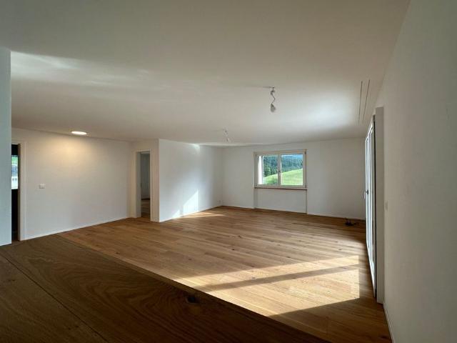 Exklusive 4,5 Zimmer Galeriewohnung in St. Silvester im Eigentumsstandard