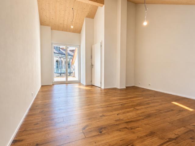 Exklusive 4.5 Zimmer Maisonettewohnung mit Terrasse