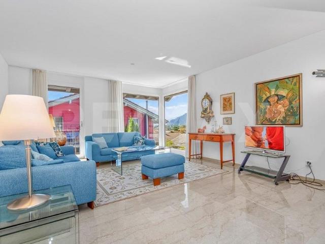 Exklusive 4.5 Zimmerwohnung mit wunderbarem Ausblick