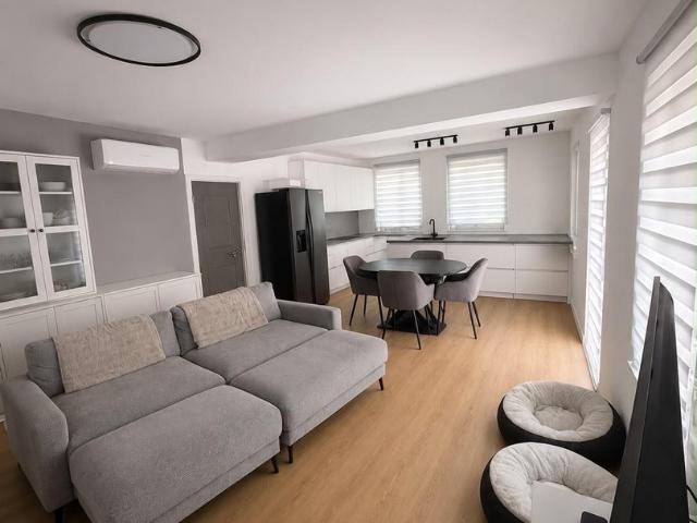Exklusive 4 Zimmer Altstadtwohnung mit Dachterrasse | Klimaanlage | Wärmepumpe