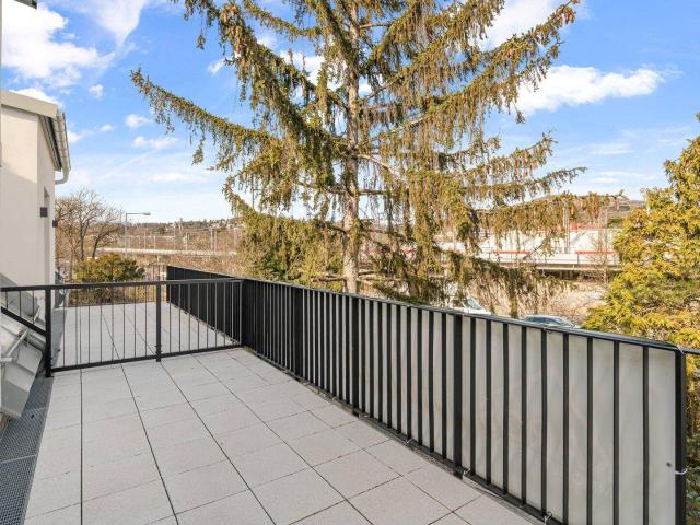 Exklusive 4 Zimmer DG BALKON Wohnung Qualität auf höchstem Niveau