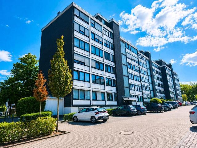 Exklusive 4 Zimmer Eigentumswohnung mit Fernblick in Dreieich