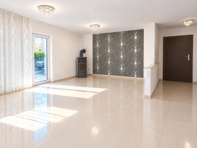 Exklusive 4 Zimmer Erdgeschosswohnung in Hungen