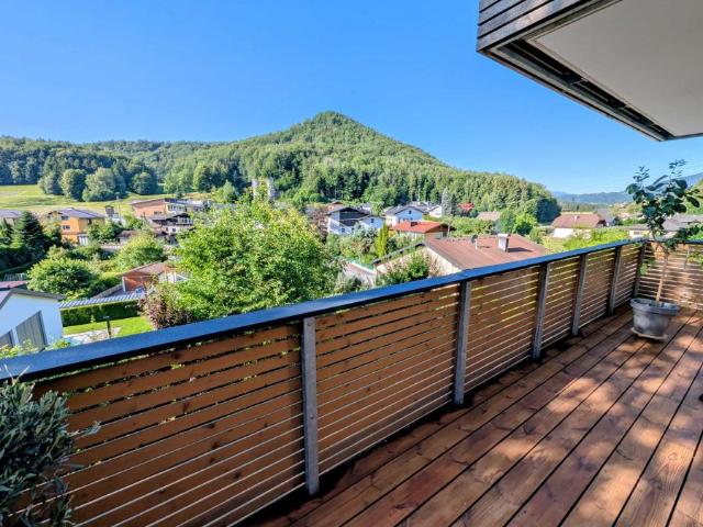 Exklusive 4 Zimmer Maisonette mit Panoramaterrasse und großem Balkon