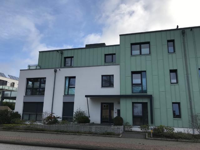 Exklusive 4 Zimmer Penthouse Wohnung mit Tiefgarage