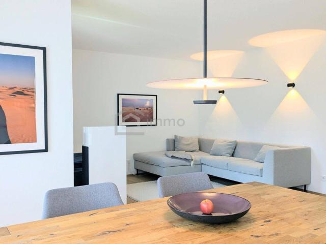 Exklusive 4 Zimmer Wohnung in Aldrans | 110m² Wfl. | Komplett kernsaniert 2021 | 2 Garagenplätze & 2 Balkone | Gemeinschaftsgarten