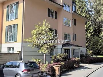 Exklusive 4 Zimmer Wohnung mit Balkon