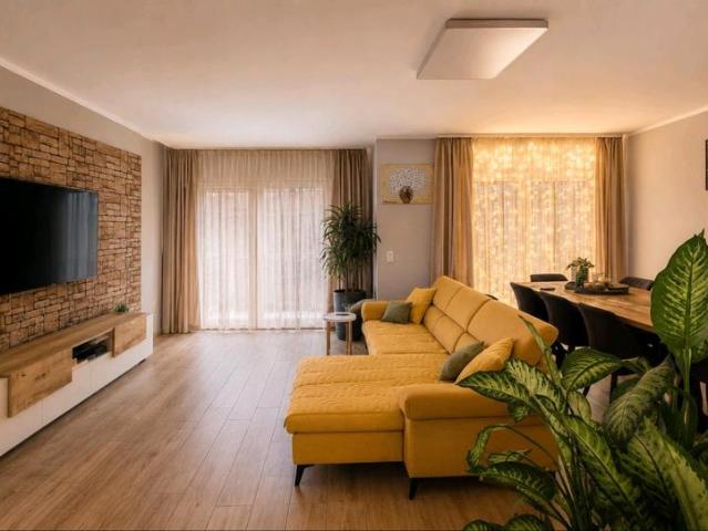 Exklusive 4 Zimmer Wohnung mit großem Garten in Holtorf zu verkau