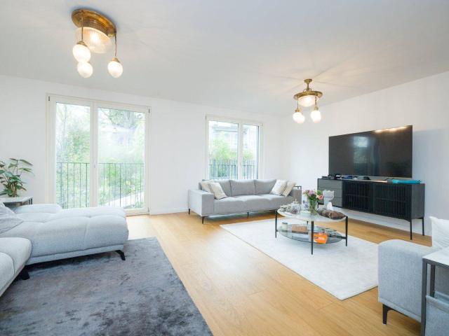 Exklusive 4 Zimmer Wohnung mit Privatgarten und eigenem Lift – Ruhelage in Döbling