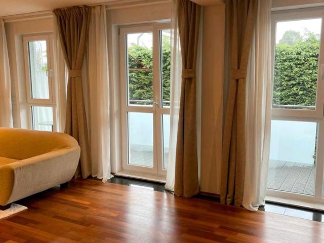 Exklusive 4 Zmmer Eigentumswohnung mit 13qm Balkon